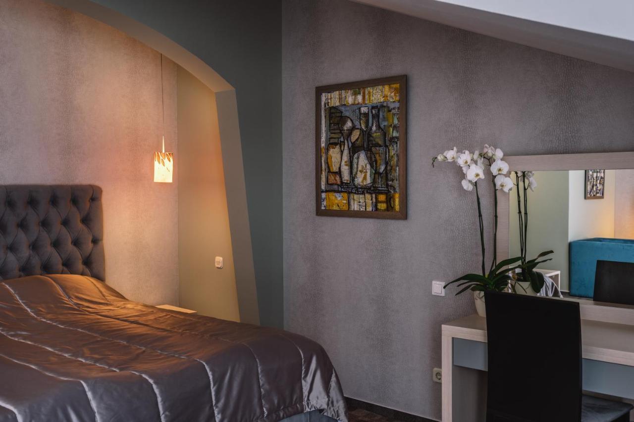 Romantique Veles Hotel Eksteriør billede