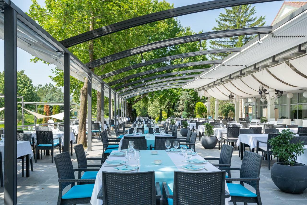 Romantique Veles Hotel Eksteriør billede