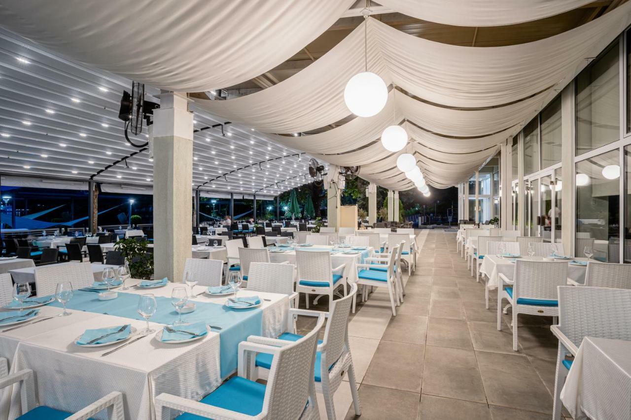 Romantique Veles Hotel Eksteriør billede